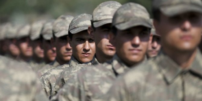 Askerlik süresini kısaltan kanun Meclis'ten geçti: 106 bin asker erken terhis olacak