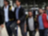 İzmir merkezli FETÖ operasyonunda 115 gözaltı