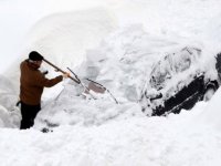 Bitlis´te kar kalınlığı 2 metreyi aştı