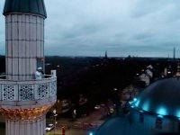 Almanya ve Hollanda'da Müslümanlara hoparlörden ezan jesti