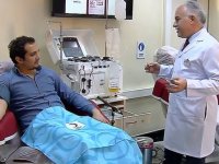 Yeni tip koronavirüsü yenen Doktor Demir ilk plazma bağışçısı oldu