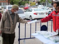 Gölbaşı Belediyesi seccade dağıttı