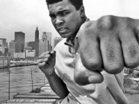 Muhammed Ali kimdir? Efsane boksör Muhammed Ali’nin hayatı…