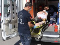 Erzincan'da yolcu otobüsü devrildi: Yaralılar var