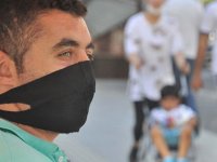 Uzmanlardan 'siyah maske' uyarısı: Koruyuculuğu yok, yüzde egzamalar olabilir