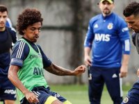 Fenerbahçe'de yeni sezon mesaisi sürüyor