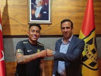 Yeni Malatyaspor Cueva ile sözleşme imzaladı