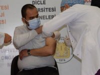 Çin aşısı Diyarbakır'da gönüllüler üzerinde uygulandı