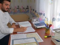 25 yaşında 4 üniversitede 5 bölüm bitirdi!