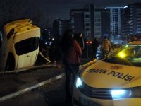 Başkent'te 2 ayrı trafik kazasında 4 kişi yaralandı