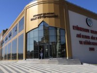 Etimesgut'ta 2 bin kişilik kütüphane açıldı