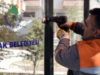 Mamak’ta otobüs durakları yenileniyor