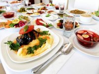 Canan Karatay'dan Ramazanda sağlıklı beslenme önerileri