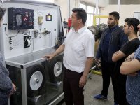 Meslek liselilerin ürettiği makine yemek artıklarını gübreye dönüştürüyor