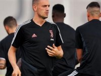 Merih Demiral'a Çin'den vize çıkmadı!