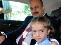 Emniyet müdüründen şehit kızına 'okulun ilk günü' desteği