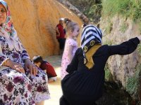 Kaynak suyunda şifa arıyorlar