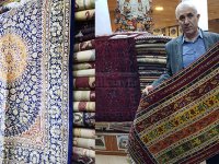 Türkiye’nin dört bir yanından toplanmış 220 halı görücüye çıkıyor