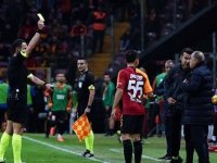 Fatih Terim sarı kart gördü