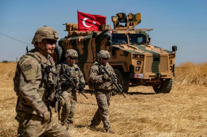 dunya daki turk askeri usleri hangi ulkelerde askeri uslerimiz var