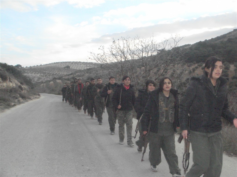 Hafıza kartlarından YPG/PKK’nın “çocuk savaşçıları” çıktı galerisi resim 13