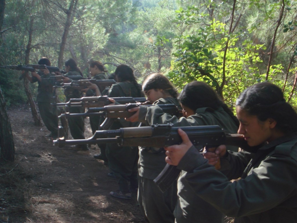 Hafıza kartlarından YPG/PKK’nın “çocuk savaşçıları” çıktı galerisi resim 16