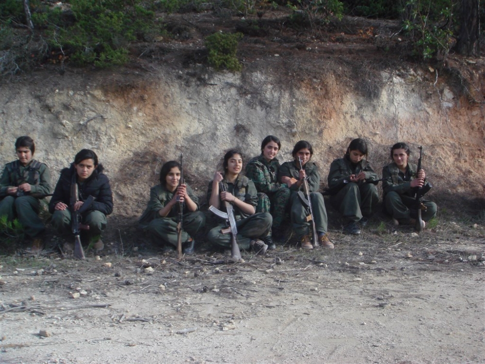 Hafıza kartlarından YPG/PKK’nın “çocuk savaşçıları” çıktı galerisi resim 5