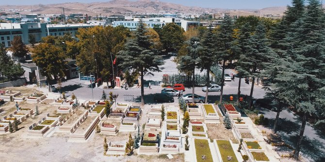 Büyükşehir Belediyesi Ankara'daki bazı mezarlık fiyatlarını indirdi