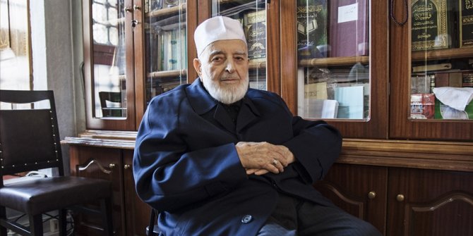 Fatih Camiinin son dersiamlarından hadis alimi M. Emin Saraç vefat etti