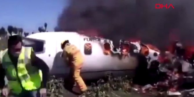 Meksika’da uçak düştü: 6 ölü