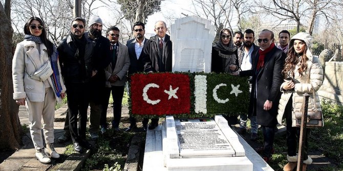 'Türki Lala' ekibinden Abdurrahman Peşaveri'nin kabrine ziyaret