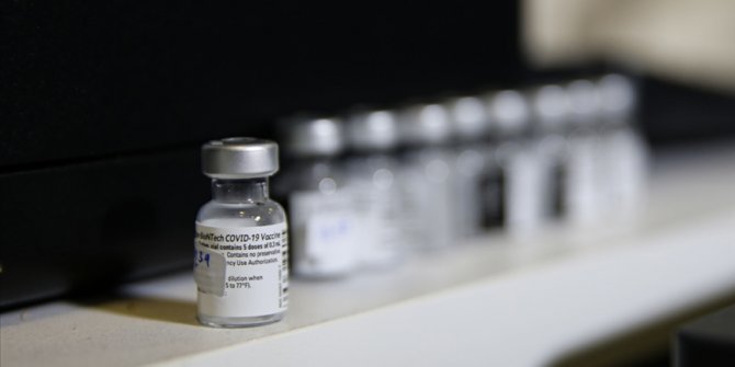 İsrail'in Kovid-19 aşısı karşılığında ülkelere büyükelçiliklerini Kudüs'te açması için baskı yaptığı öne sürüldü
