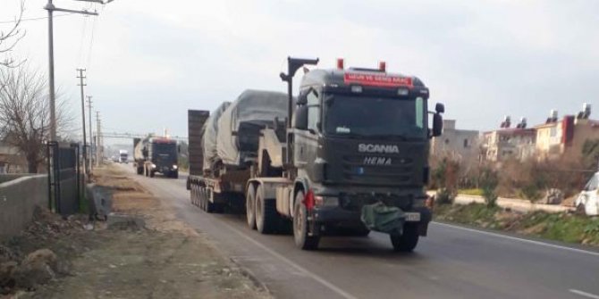 Suriye sınırına tank ve beton blok sevkiyatı