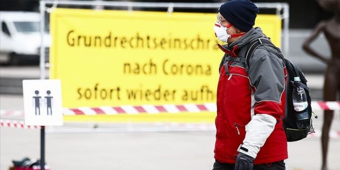 Almanya'da Kovid-19 salgınıyla mücadele tedbirlerinin süresi 28 Mart'a kadar uzatıldı