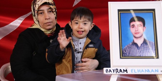Diyarbakır anneleri engelli çocuklarıyla dağa kaçırılan evlatları için mücadele ediyor