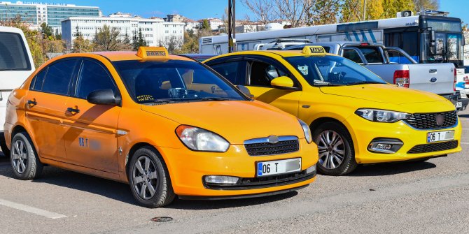 Ankara Büyükşehir Belediyesi’nin akıllı taksi projesini başlattı
