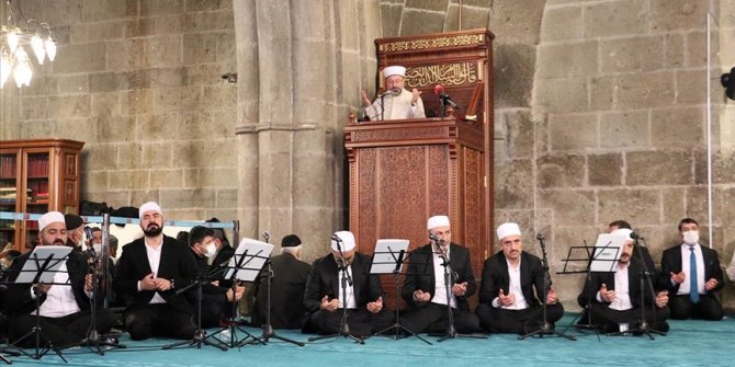 Diyanet İşleri Başkanı Ali Erbaş '1001 Hatim'in duasını yaptı
