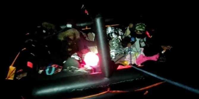 Ayvacık açıklarında 16 kaçak göçmen kurtarıldı