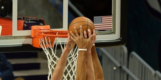 NBA'de Warriors, Pistons karşısında zorlanmadı