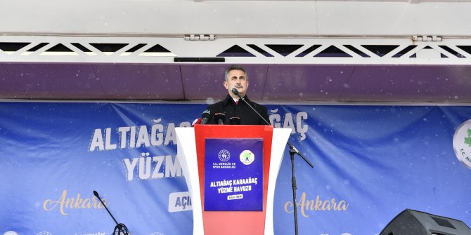 Mamak Belediye Başkanı Murat Köse, Altıağaç-Karaağaç Yüzme Havuzu’nun açılışında konuştu