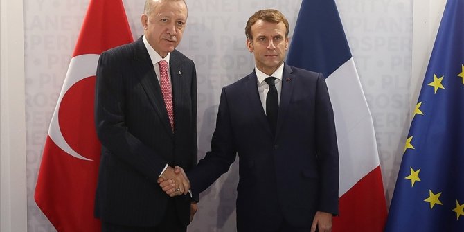 Cumhurbaşkanı Erdoğan, Fransa Cumhurbaşkanı Macron ile telefonda görüştü