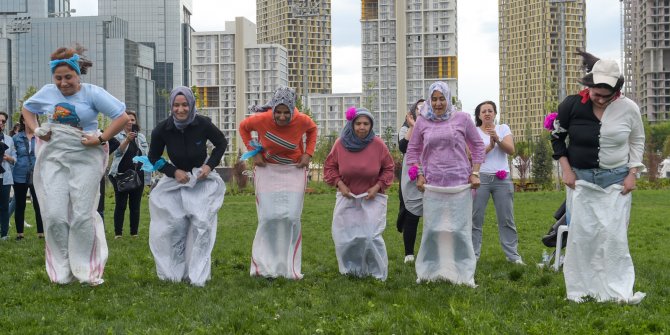 Altındağ’da kadınlar Hıdırellez kutlamalarında çocuklar gibi eğlendi