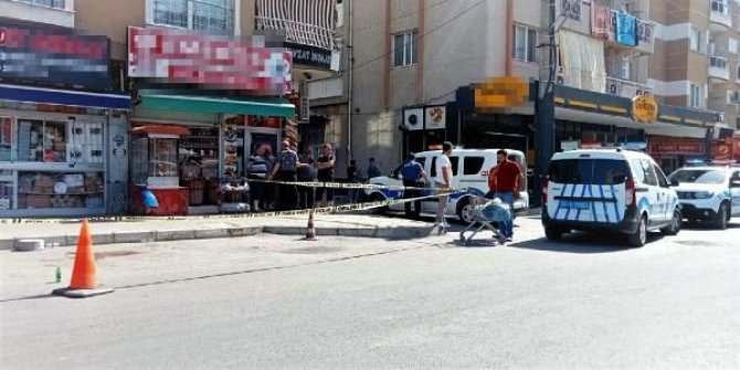 İzmir'de iki grup arasında silahlı kavga: 3 yaralı
