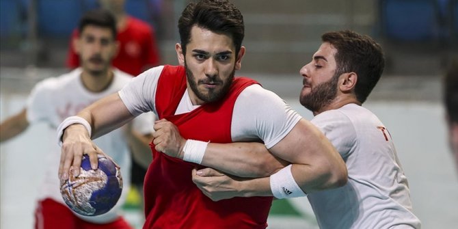 Türk hentbolunun yıldızları, milli takımda başarıya odaklandı