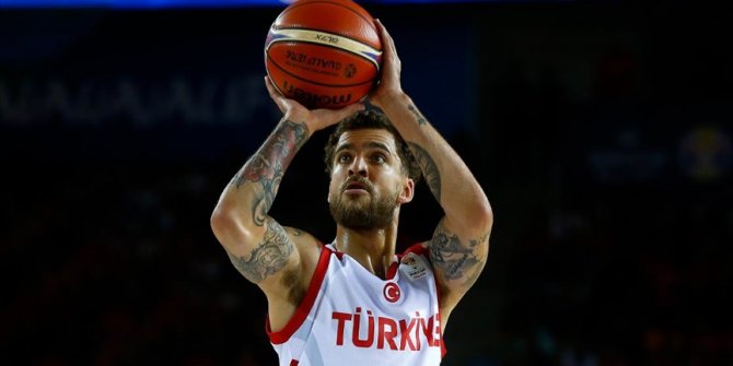 Fenerbahçe Beko, milli basketbolcu Wilbekin'i 3 yıllığına renklerine bağladı