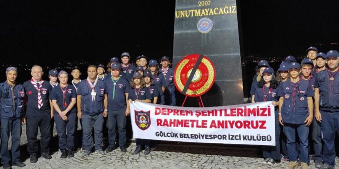 Marmara Depremi'nde hayatını kaybedenler törenlerle anıldı