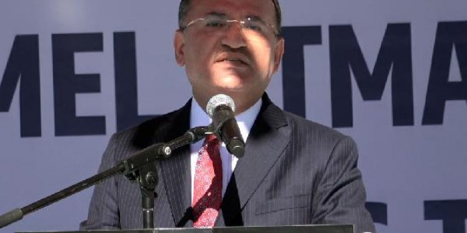 Bakan Bozdağ: Türkiye'ye 2023'te 7'li koalisyonu vaat ediyorlar