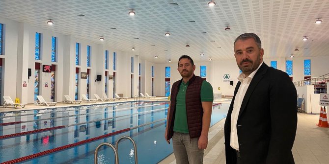 Pursaklar Belediye Başkanı Çetin vatandaşları yüzmeye davet etti