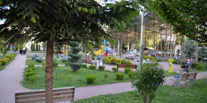 Kahramankazan’da park ve bahçeler vatandaşlardan yoğun ilgi görüyor