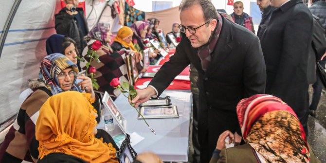 BİK Genel Müdürü Duran Diyarbakır annelerini ziyaret etti